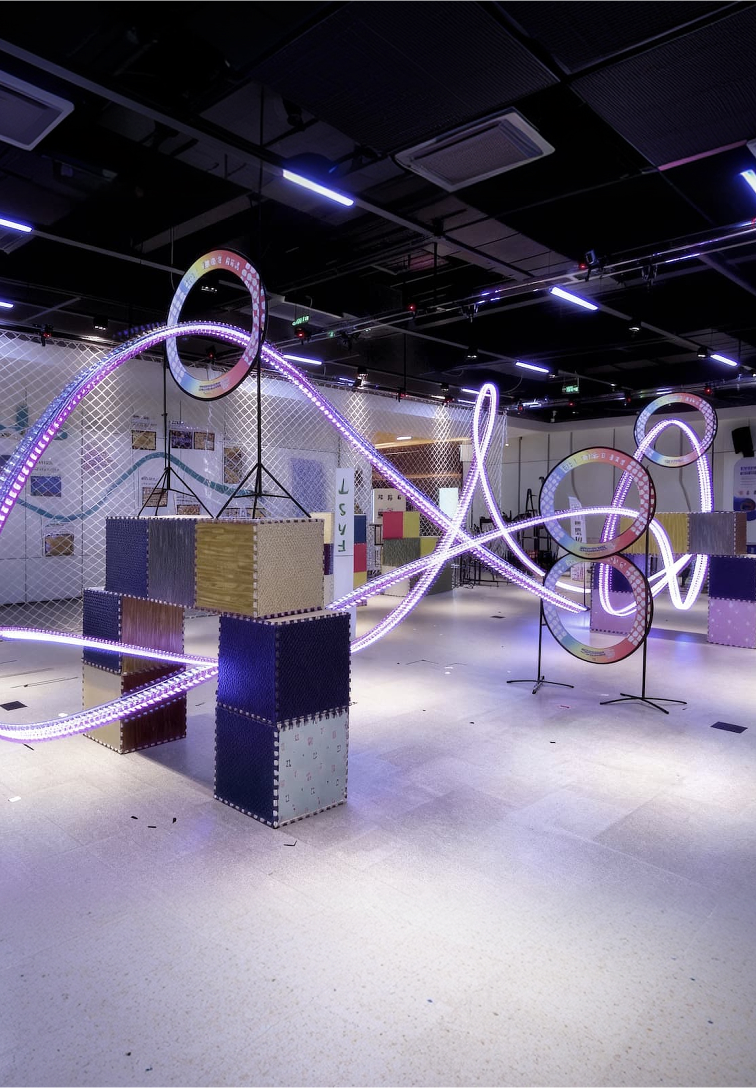 智能探索飞行机器人P300